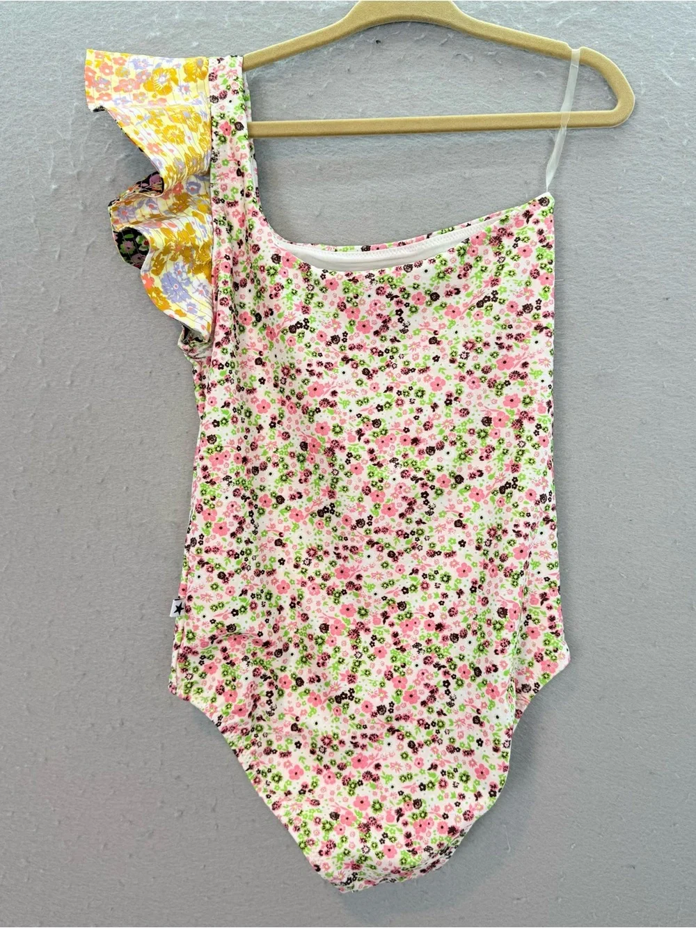 Molo New Girls Nitt one shoulder floral print one piece swimsuit Meadow petite 8